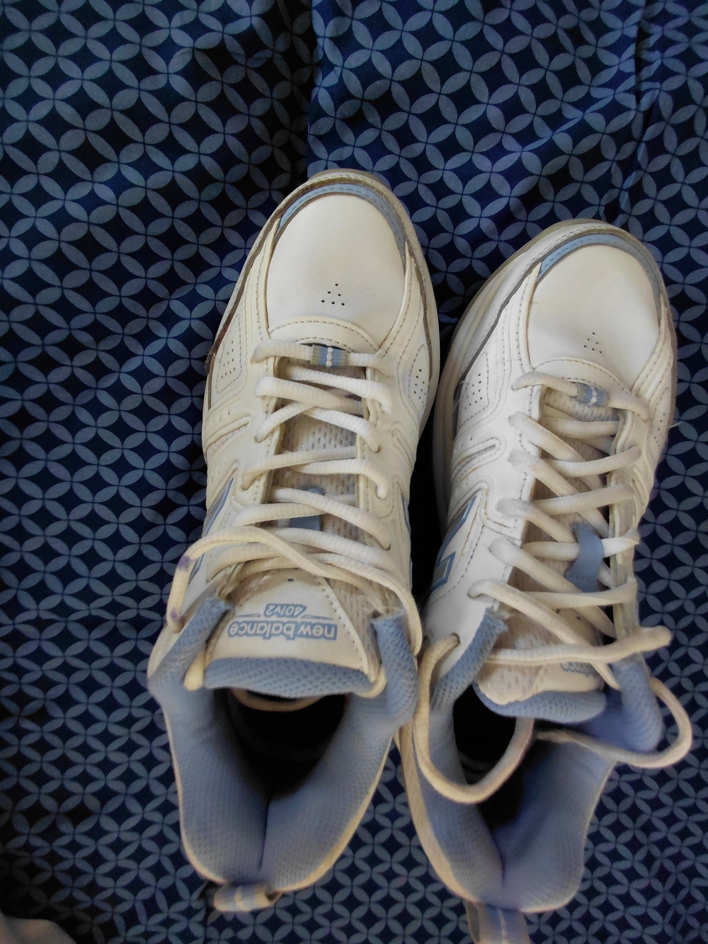 NEW BALANCE 401v2 Women's White Blue Cross Training Shoes Size 8